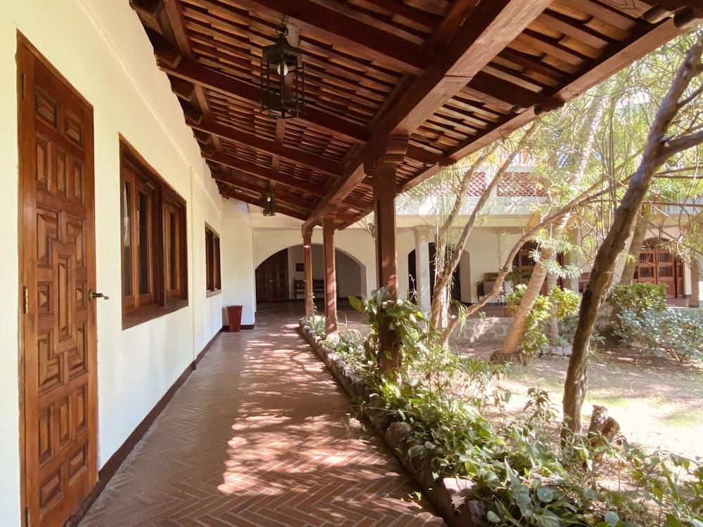 Hotel El Internacional Granada Exterior photo